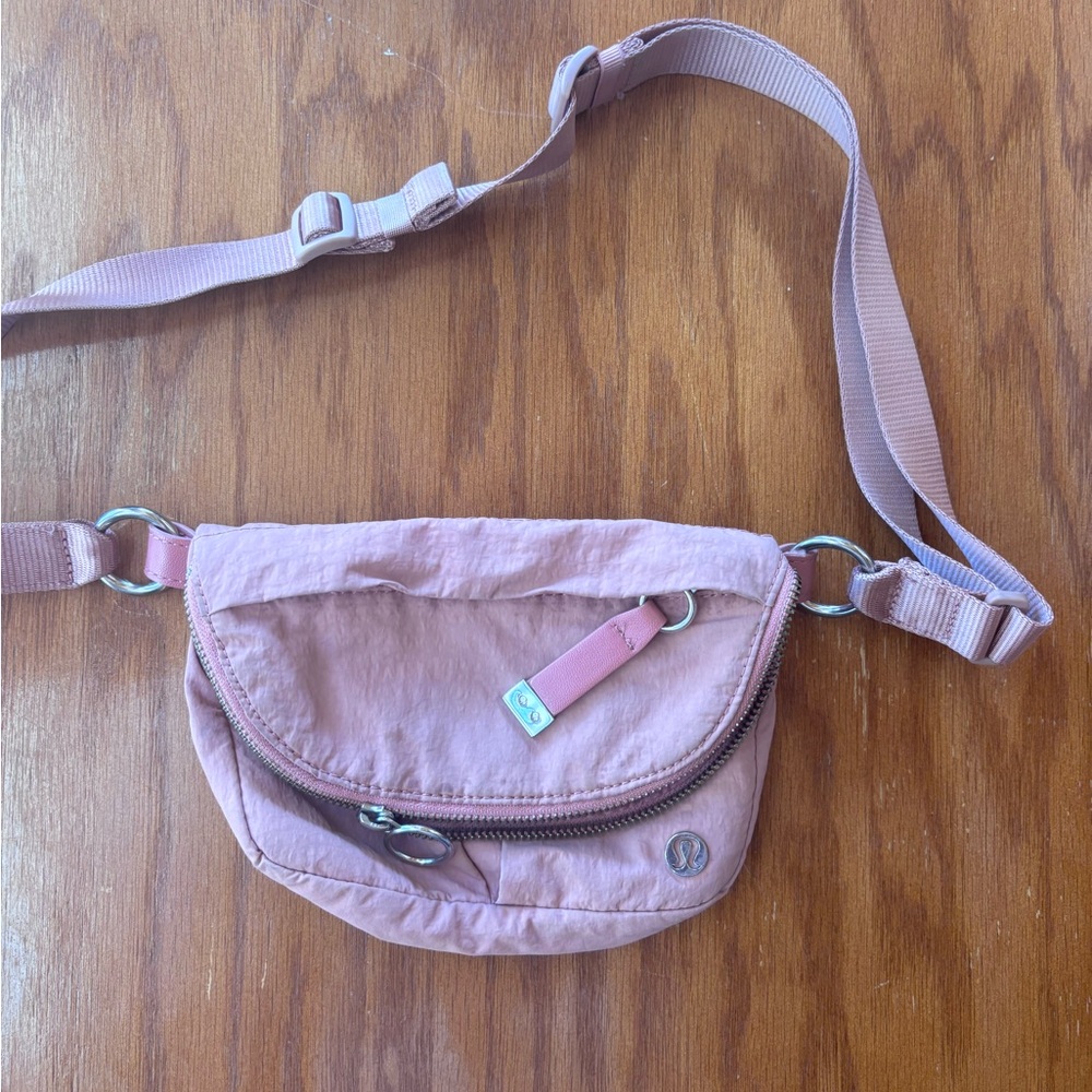 lululemon athletica Dusty Pink Crossbody Belt Bag